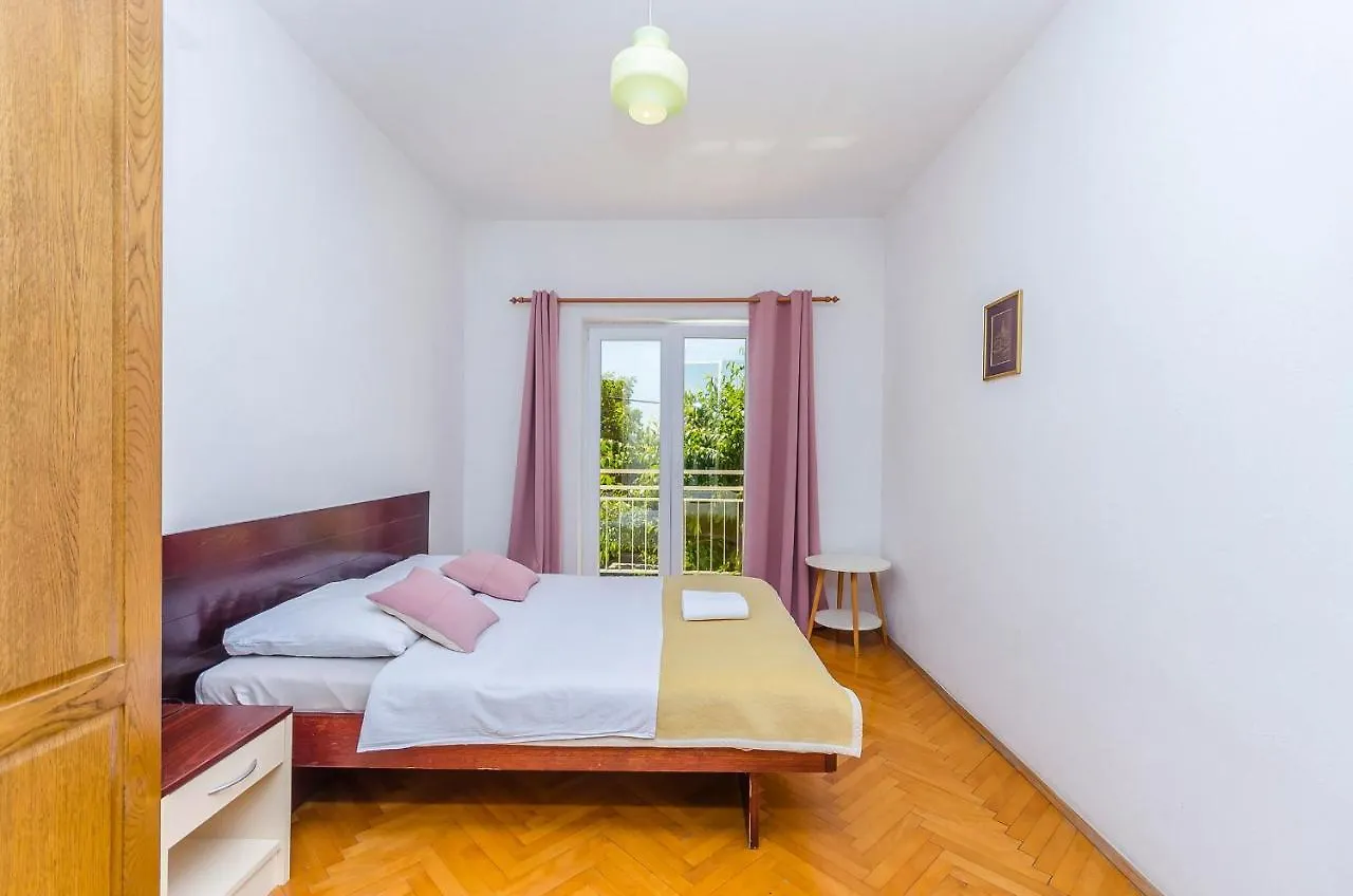 Apartments Zora Starigrad Paklenica Croatie